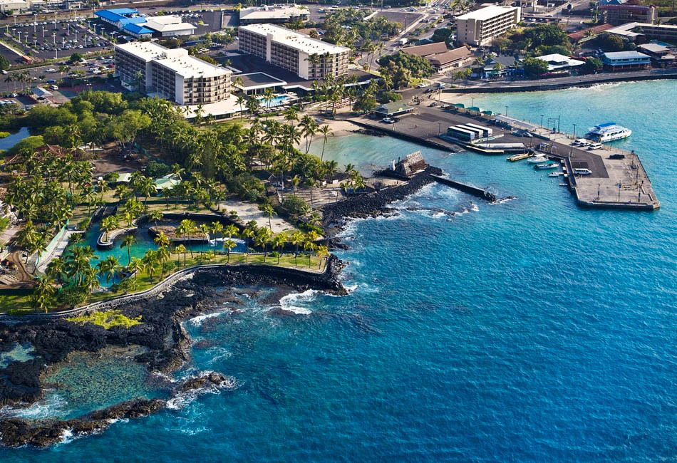 Aerial view of the Courtyard Marriott hotel grounds and Kailua Bay
